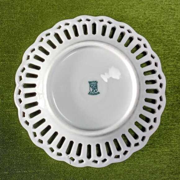 Bavaria Schumann Reticulated Porcelain Plates (6) - Picture 4 of 5